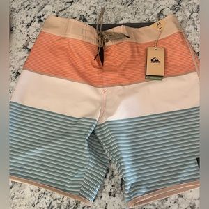 Men’s Quicksilver swim trunks!